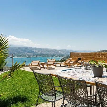 Villa Istros - With Pools, Bbq & Heated Whirlpools, By Thinkvilla Korakiai