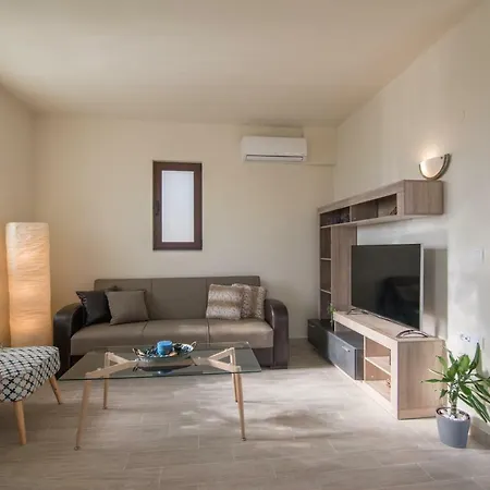 Istros - With Pools, Bbq & Heated Whirlpools, By Thinkvilla Villa Korakiaí