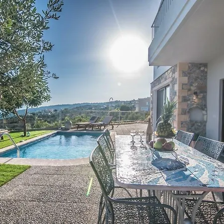 Istros - With Pools, Bbq & Heated Whirlpools, By Thinkvilla Villa Korakiaí
