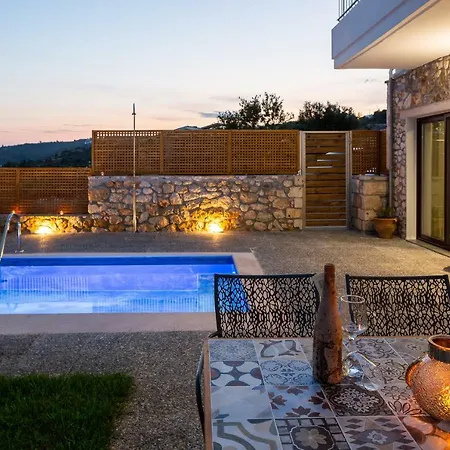 Istros - With Pools, Bbq & Heated Whirlpools, By Thinkvilla Villa *